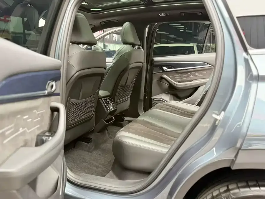 Geely Monjaro Xingyue L 2024 2.0TD High Power Automatic 2WD Skyline Edition 2025 — миниатюра 2