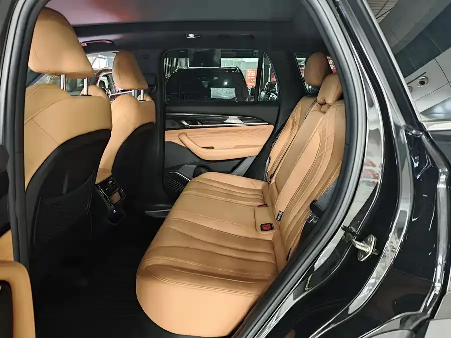 Geely Monjaro Xingyue L 2024 Hybrid 1.5T Tiangong Edition 2025 — миниатюра 3