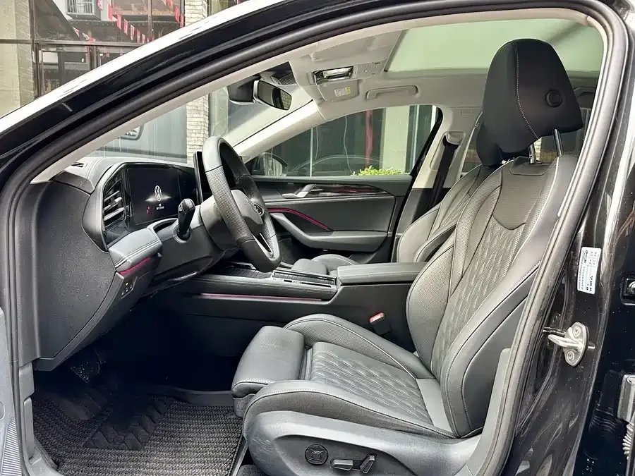 Volkswagen Magotan Magotan 2024 380TSI DSG Premium Edition Big Magotan Package 2025 — миниатюра 4