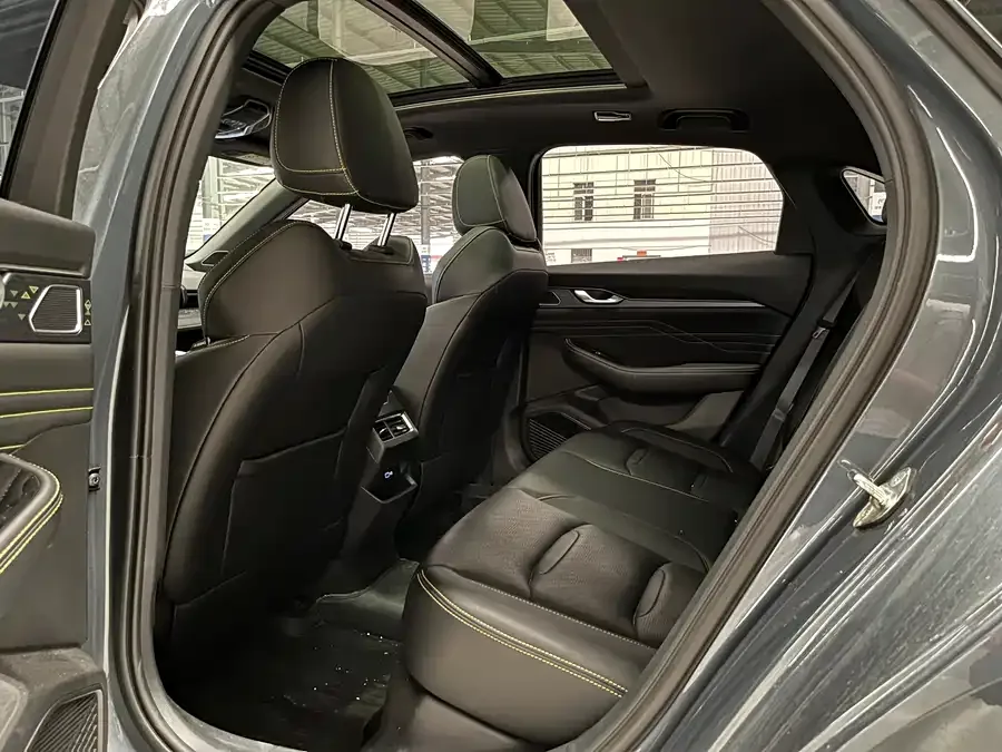 Geely Xingrui Xingrui 2023 1.5TD Kunlun Edition 2025 — миниатюра 3