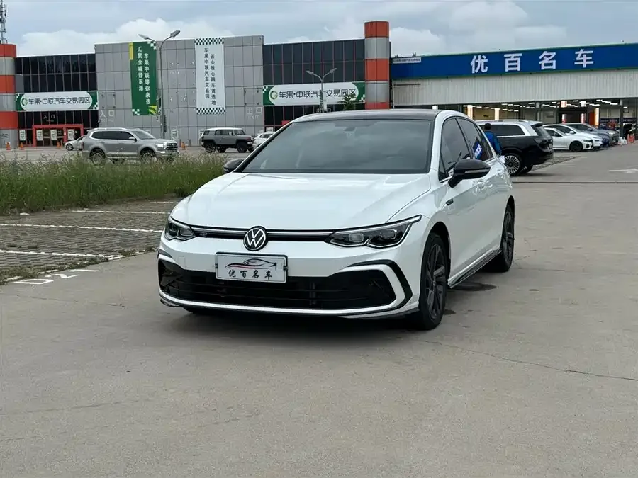 Volkswagen Golf 2022