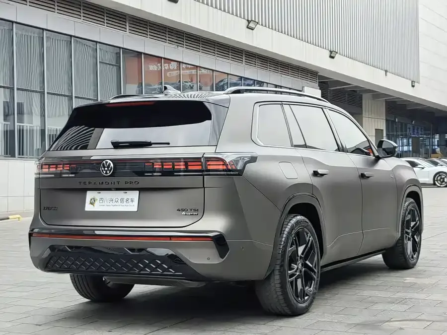 Volkswagen Teramont 2025 Touron Pro 450TSI 4WD Summit Edition 2025 — миниатюра 2
