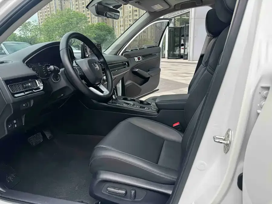 Honda Integra Stylish 2022 240TURBO CVT Deluxe Edition 2022 — миниатюра 3