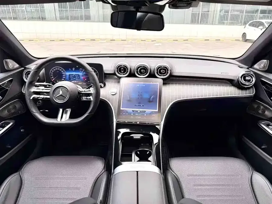 Mercedes-Benz Class C Mercedes-Benz C-Class 2022 facelift C 260 L sports version 2022 — миниатюра 3