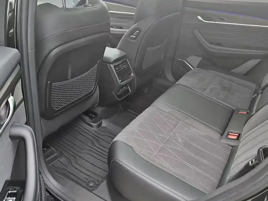 Geely Monjaro Xingyue L 2025 Dongfangyao 2.0TD Automatic Star-gazing Edition 2025 — миниатюра 2
