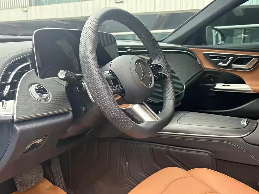Mercedes-Benz E-Class Mercedes-Benz E-Class 2024 E 300 L Fashion Sports 2024 — миниатюра 3