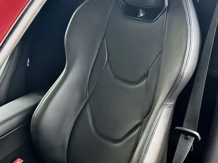 Ferrari 296 Ferrari 296 2022 3.0T V6 GTS 2026 — миниатюра 4