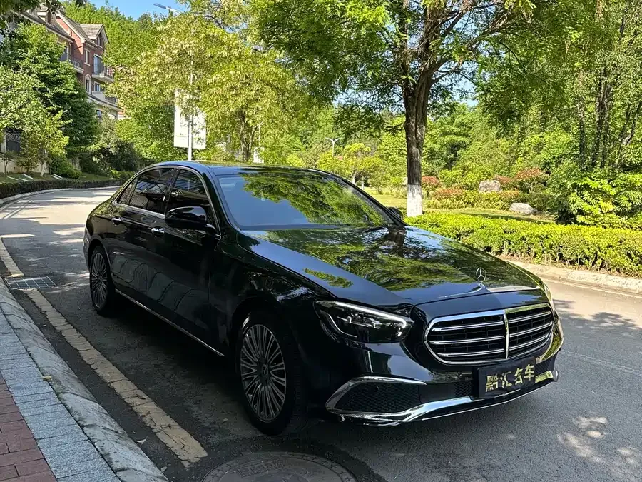 Mercedes-Benz E-Class 2023