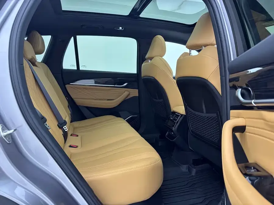 Geely Monjaro Xingyue L 2024 Hybrid 1.5T Tiangong Edition 2025 — миниатюра 4