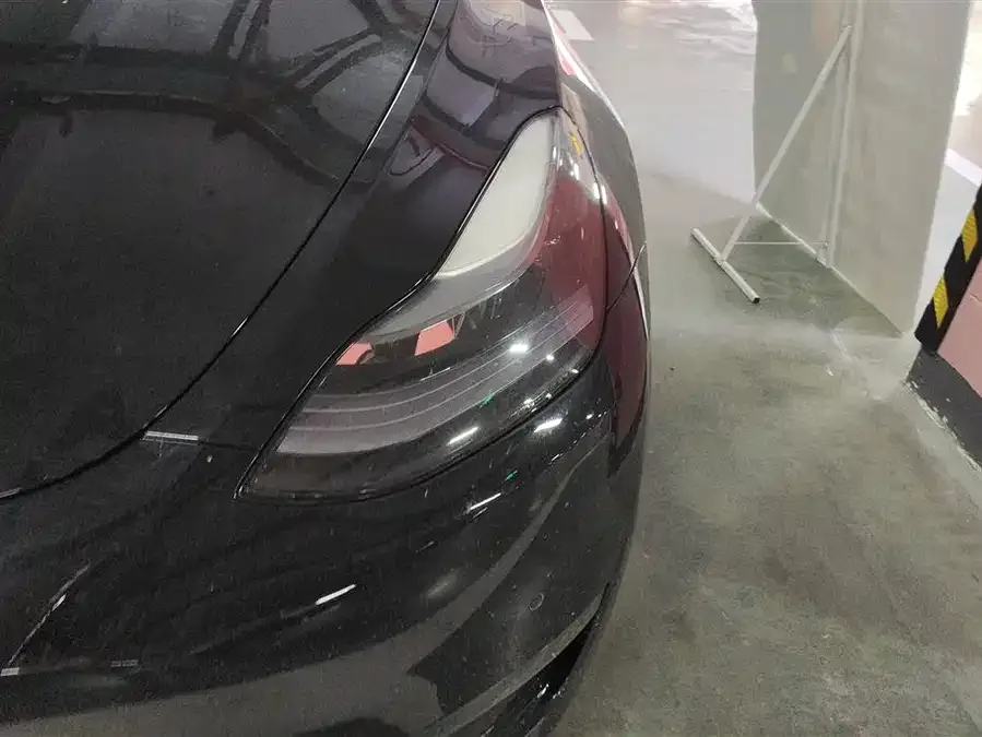 Tesla Model Y Model Y 2022 facelift long-range all-wheel drive version 2023 — миниатюра 2