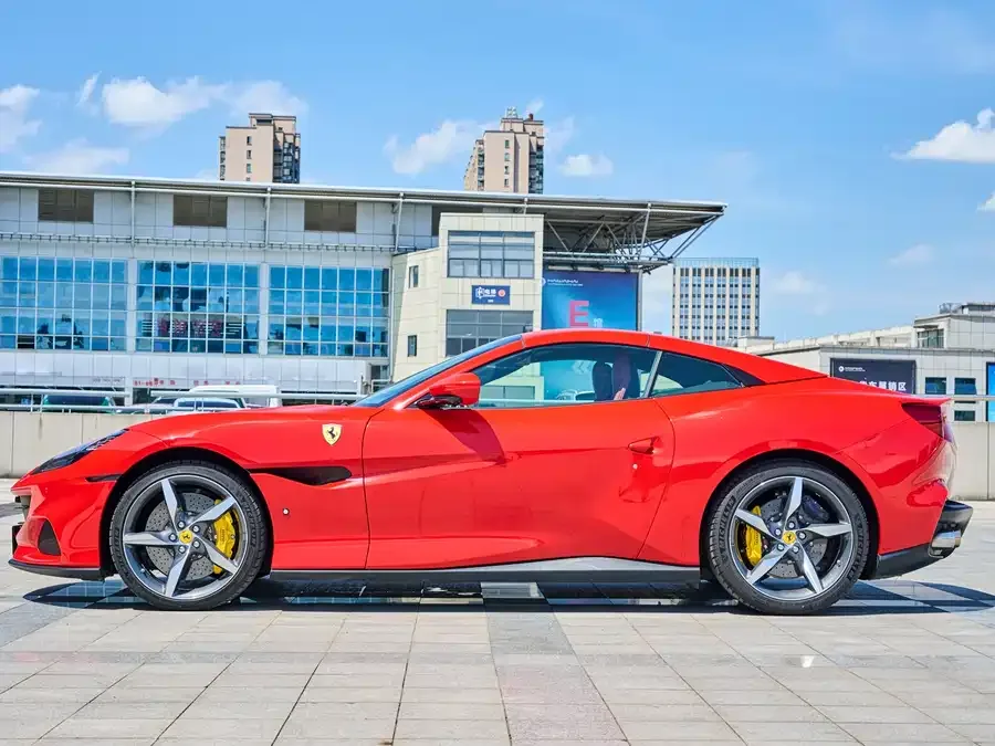 Ferrari Portofino Portofino 2021 3.9TM 2023 — миниатюра 4