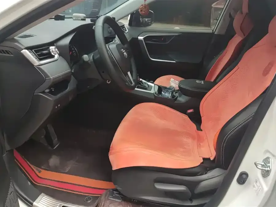 Toyota Wildlander Wildlander 2024 2.0L CVT 2WD Leading Edition 2024 — миниатюра 3