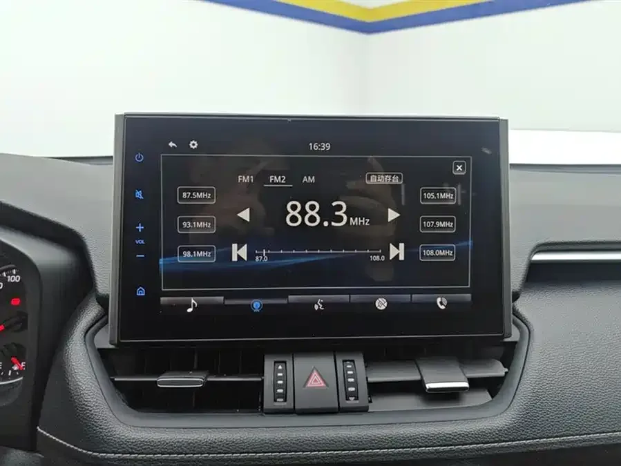 Toyota Wildlander Wildlander 2022 2.0L CVT 4WD Luxury Edition 2022 — миниатюра 4