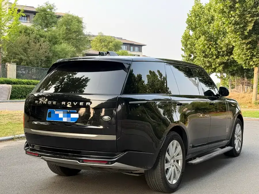 Land Rover Range Rover Range Rover 2025 3.0 L6 400PS Grand Edition 2025 — миниатюра 3