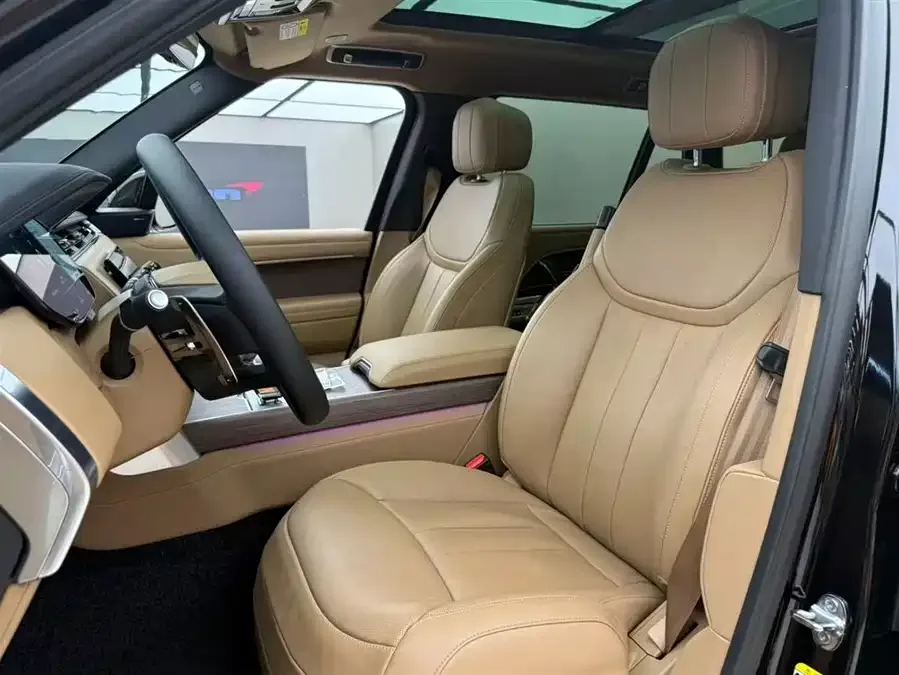 Land Rover Range Rover Range Rover 2025 3.0 L6 400PS Grand Edition 2025 — миниатюра 5