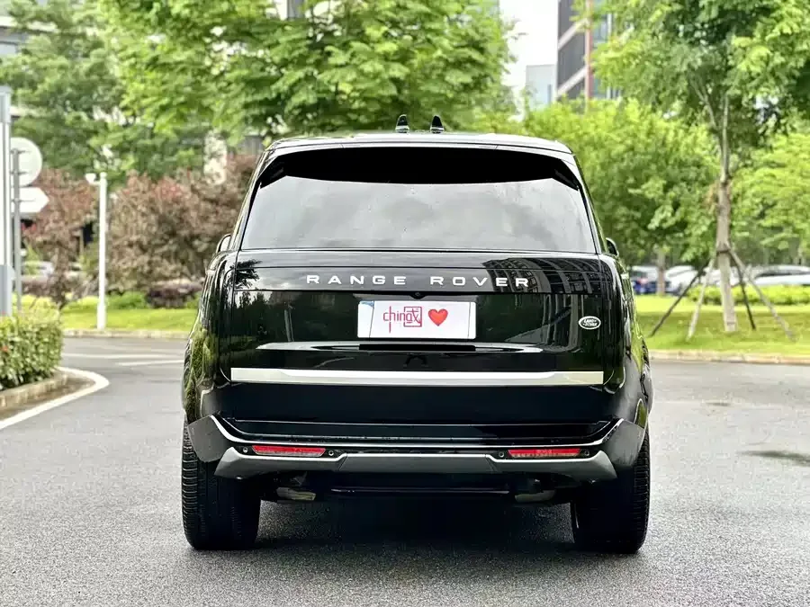 Land Rover Range Rover Range Rover 2024 3.0 L6 400PS Genesis Extended Edition 2024 — миниатюра 5