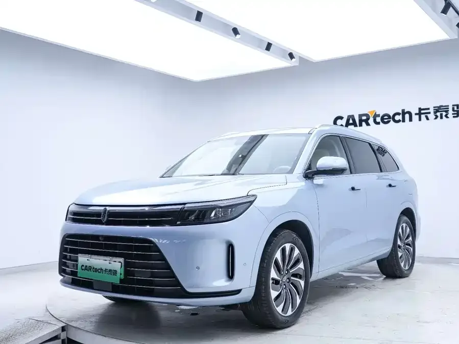 AITO M7 QM7 2024 1.5T RWD Plus Edition 5 Seaters 2024 — миниатюра 3
