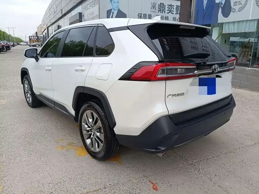 Toyota Wildlander Wildlander 2024 2.0L CVT 2WD Leading Edition 2025 — миниатюра 3