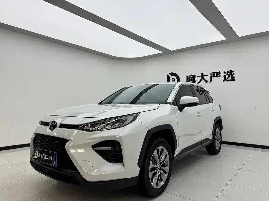 Toyota Wildlander Wildlander 2024 2.0L CVT 2WD Leading Edition 2025 — фото 1, купить с доставкой в Москву