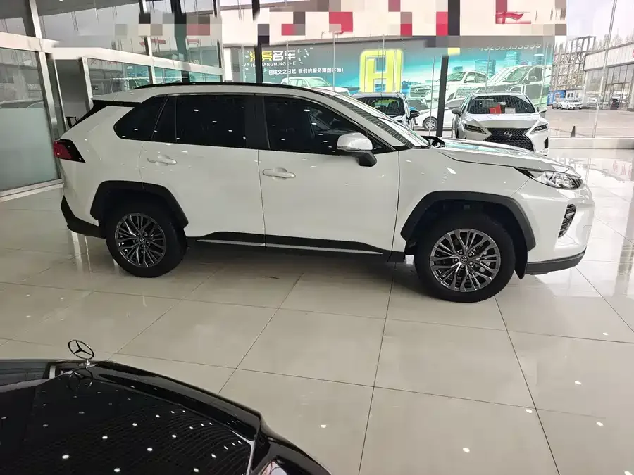 Toyota Wildlander Wildlander 2023 2.0L CVT 4WD Luxury PLUS Edition 2023 — миниатюра 5