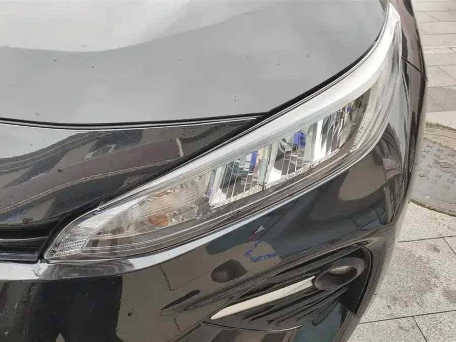 Toyota Wildlander Wildlander 2022 2.0L CVT 2WD Leading Edition 2022 — миниатюра 5