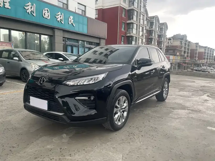 Toyota Wildlander Wildlander 2022 2.0L CVT 2WD Luxury Edition 2022 — фото 1, купить с доставкой в Москву