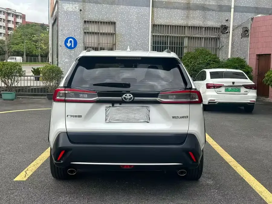 Toyota Wildlander Wildlander 2022 2.0L CVT 2WD Luxury Edition 2022 — миниатюра 2