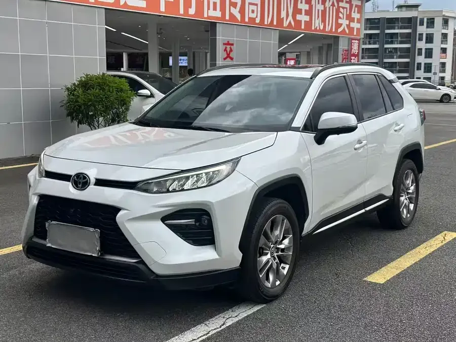 Toyota Wildlander Wildlander 2022 2.0L CVT 2WD Luxury Edition 2022 — фото 1, купить с доставкой в Москву