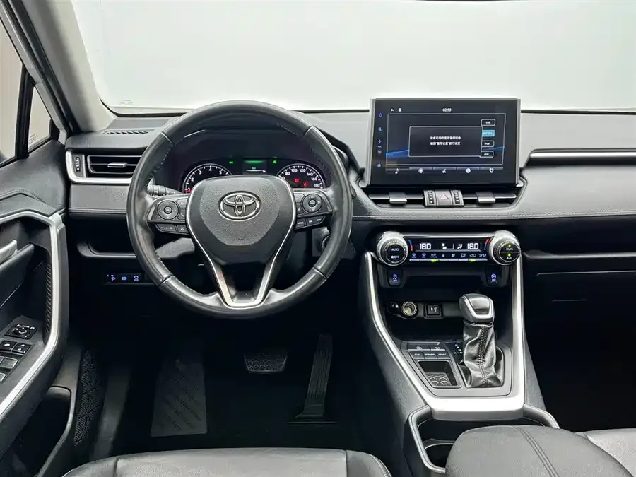 Toyota Wildlander Wildlander 2022 2.0L CVT 2WD Luxury PLUS Edition 2023 — миниатюра 5