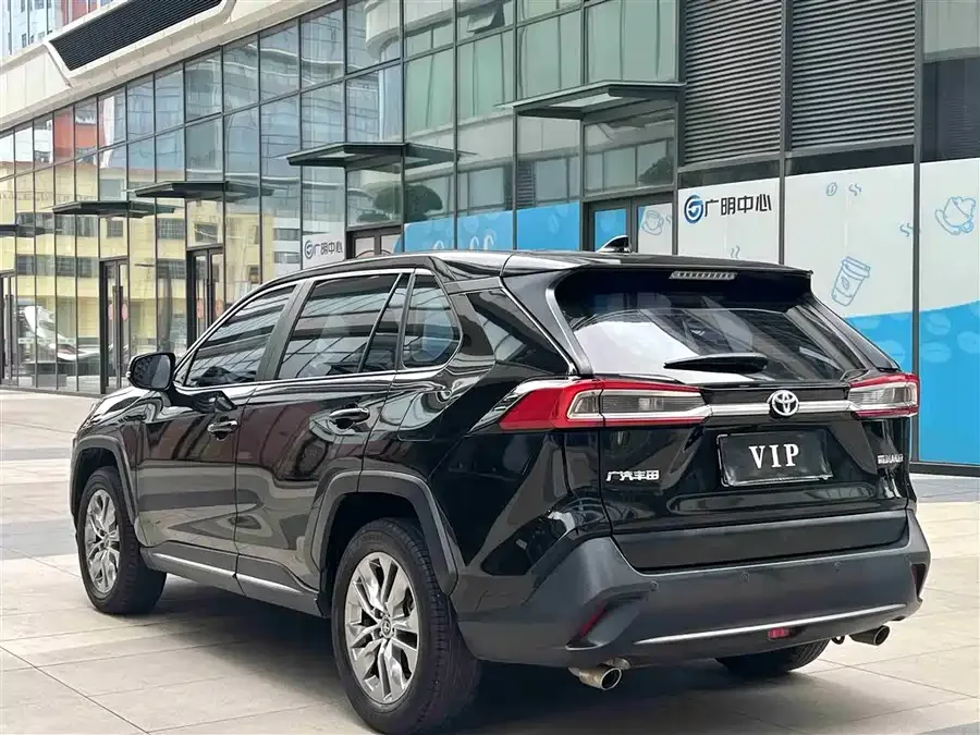 Toyota Wildlander Wildlander 2023 2.0L CVT 2WD Leading Edition 2023 — миниатюра 3