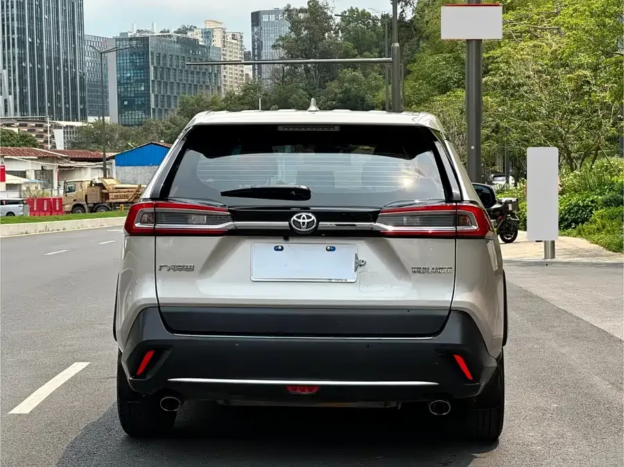 Toyota Wildlander Wildlander 2022 2.0L CVT 2WD Luxury Edition 2022 — миниатюра 5