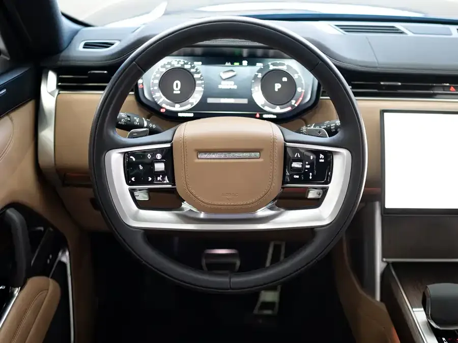 Land Rover Range Rover Range Rover 2024 3.0 L6 400PS Grand Extended Edition 7 Seaters 2024 — миниатюра 3