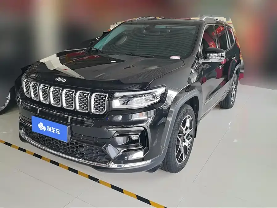 Jeep Commander Commander 2022 2.0T two-wheel drive luxury version 2022 — фото 1, купить с доставкой в Москву