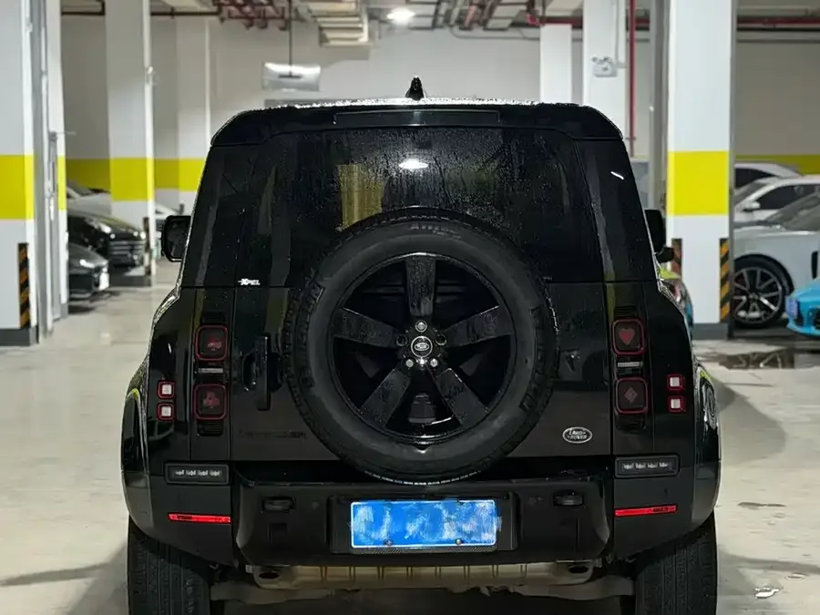 Land Rover guard Land Rover Defender 2024 90 3.0T P400 HSE 2024 — миниатюра 3