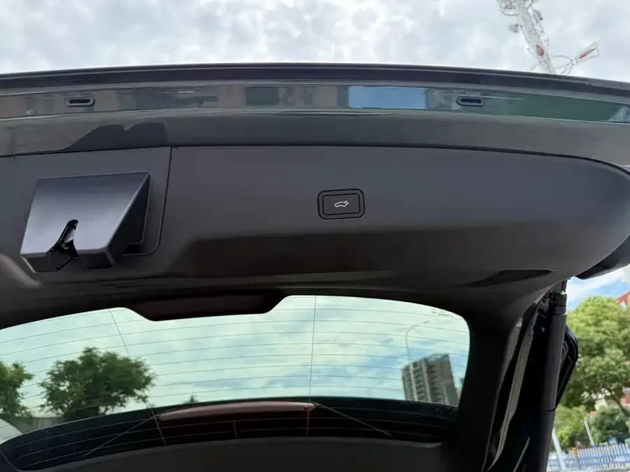 Geely Monjaro Xingyue L 2025 Dongfangyao 2.0TD Automatic 4WD Moon-Watching Edition 2024 — миниатюра 3