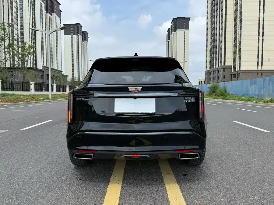 Cadillac XT5 2025 2.0T Premium Edition 2025 — миниатюра 3