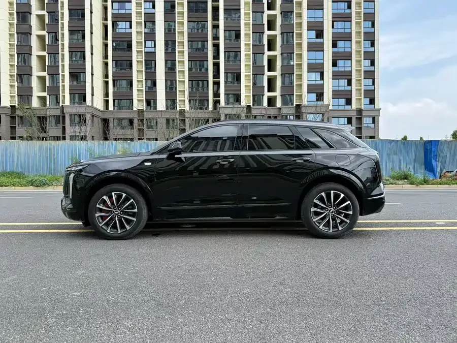 Cadillac XT5 2025 2.0T Premium Edition 2025 — миниатюра 5