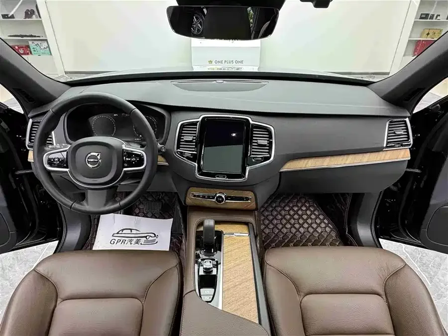 Volvo XC90 2022 B6 Zhiyi Luxury Edition 7-seater 2022 — миниатюра 3