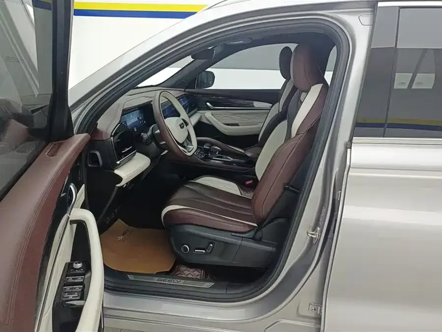 Geely Monjaro Xingyue L 2021 2.0TD DCT EVO 2WD Premium Edition 2023 — миниатюра 3