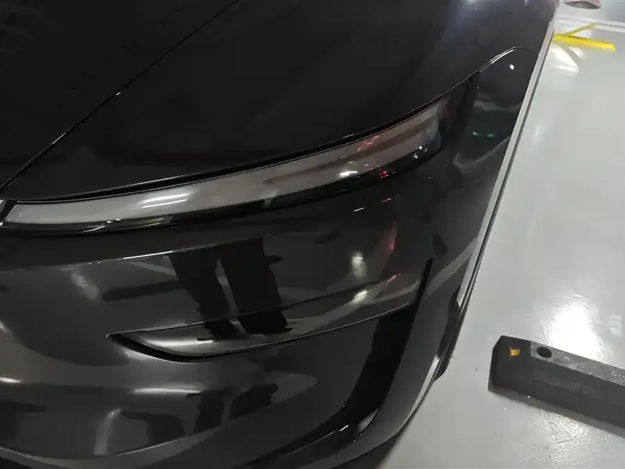 Tesla Model Y Model Y 2025 facelift long-range all-wheel drive version 2025 — миниатюра 2