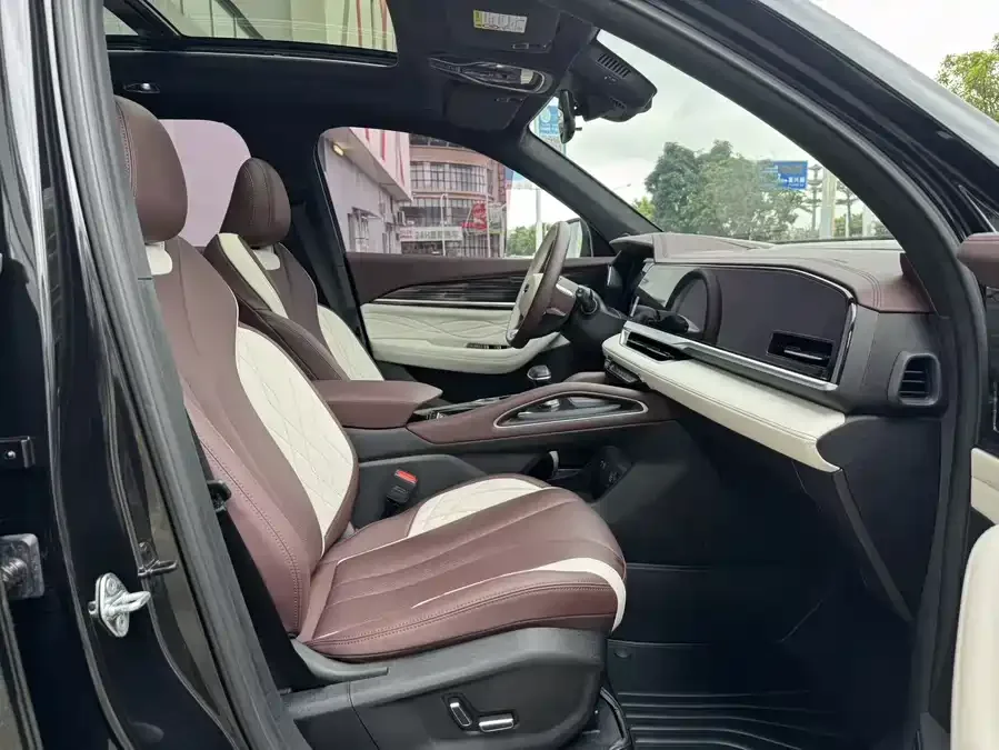Geely Monjaro Xingyue L 2021 2.0TD DCT EVO 2WD Premium Edition 2023 — миниатюра 5