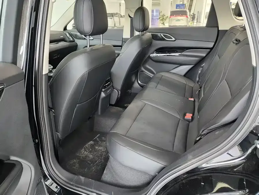 Hongqi HS3 PHEV Hongqi HS3 PHEV 2025 117km Jinwei PLUS Edition 2026 — миниатюра 4