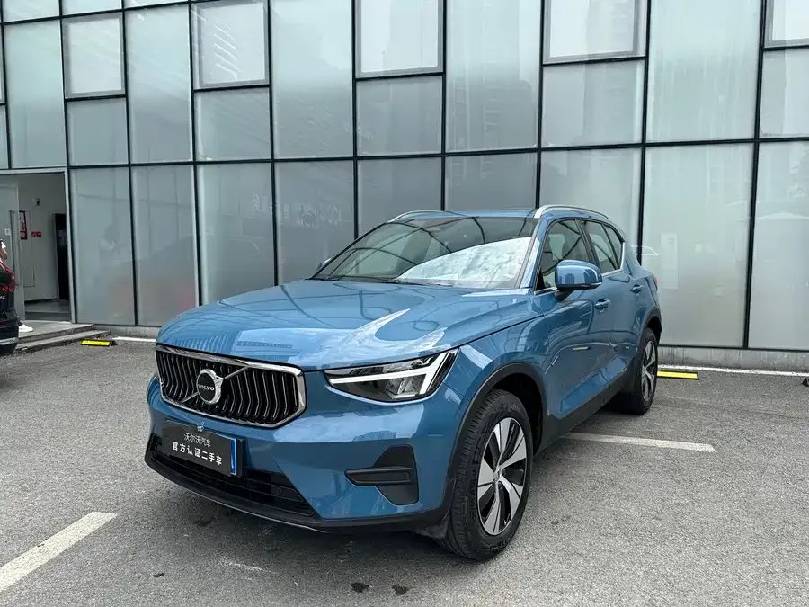 Volvo XC40 2024