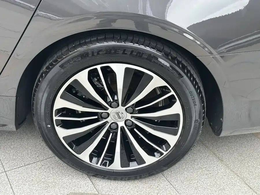 Volvo S90 2024 B5 Luxury Edition 2024 — миниатюра 5