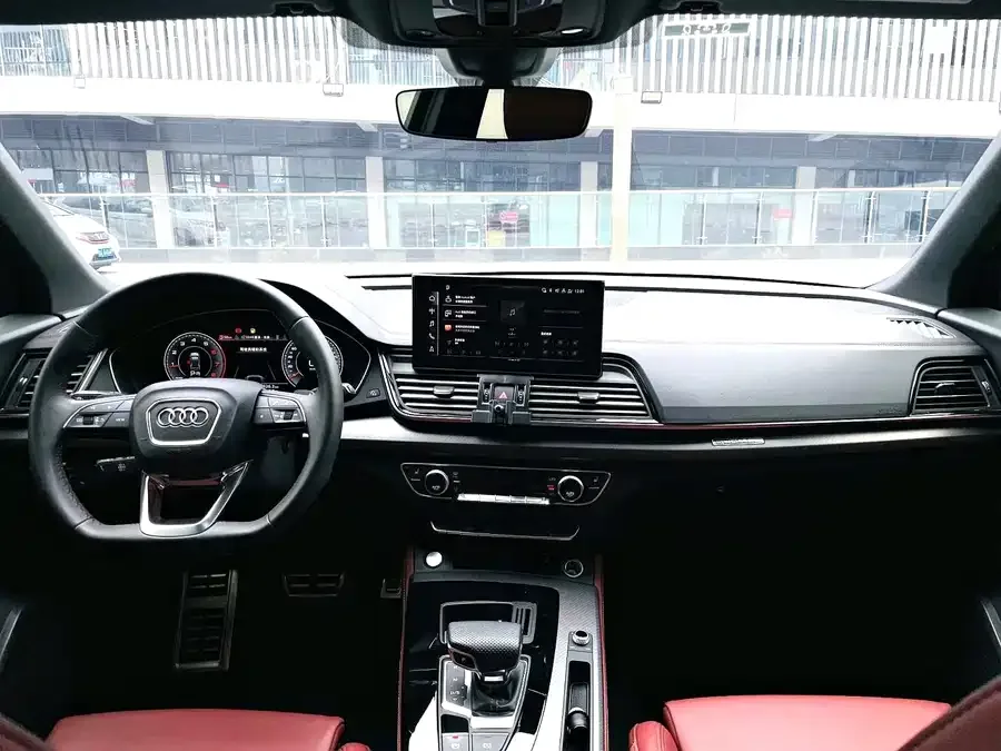 Audi Q5L 2024 40 TFSI Luxury Dynamic Edition 2024 — миниатюра 2