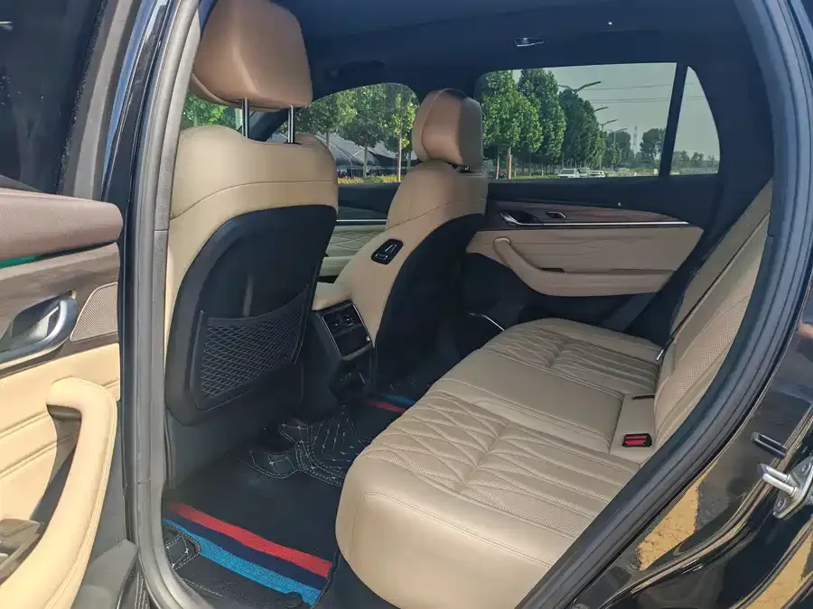 Geely Monjaro Xingyue L 2025 Dongfangyao 2.0TD Automatic Star-gazing Edition 2025 — миниатюра 2