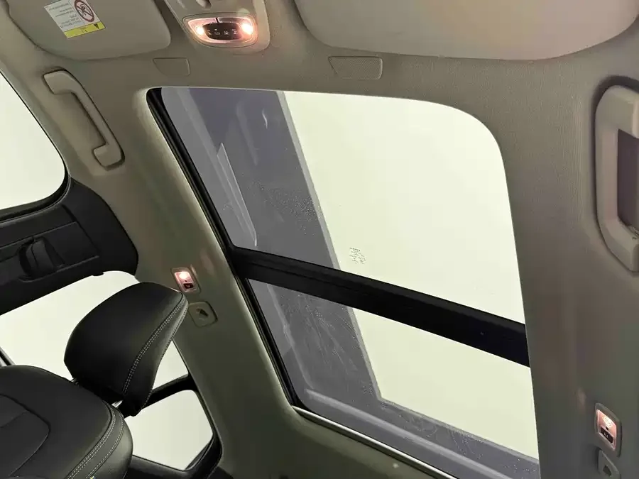Volvo XC40 2022 T4 four-wheel drive Zhiyuan luxury version 2022 — миниатюра 5