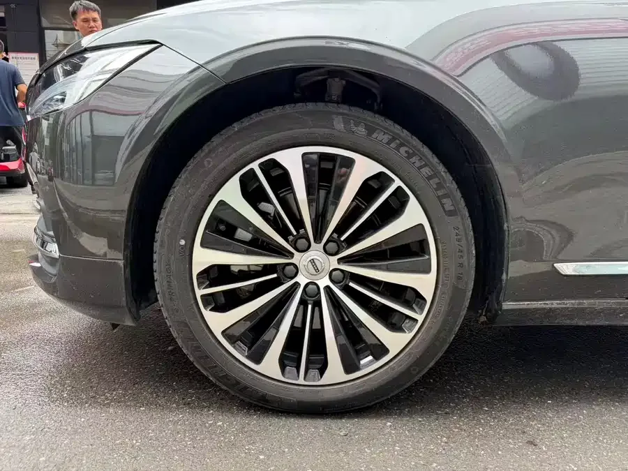 Volvo S90 2024 B5 Luxury Edition 2024 — миниатюра 3