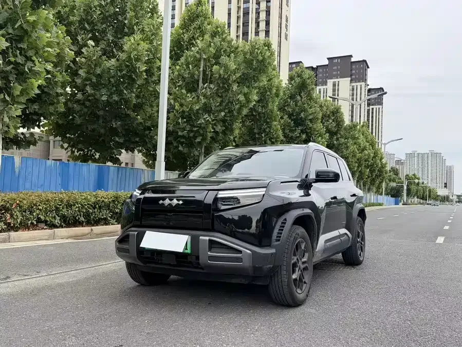BYD Leopard Titanium 3 2025