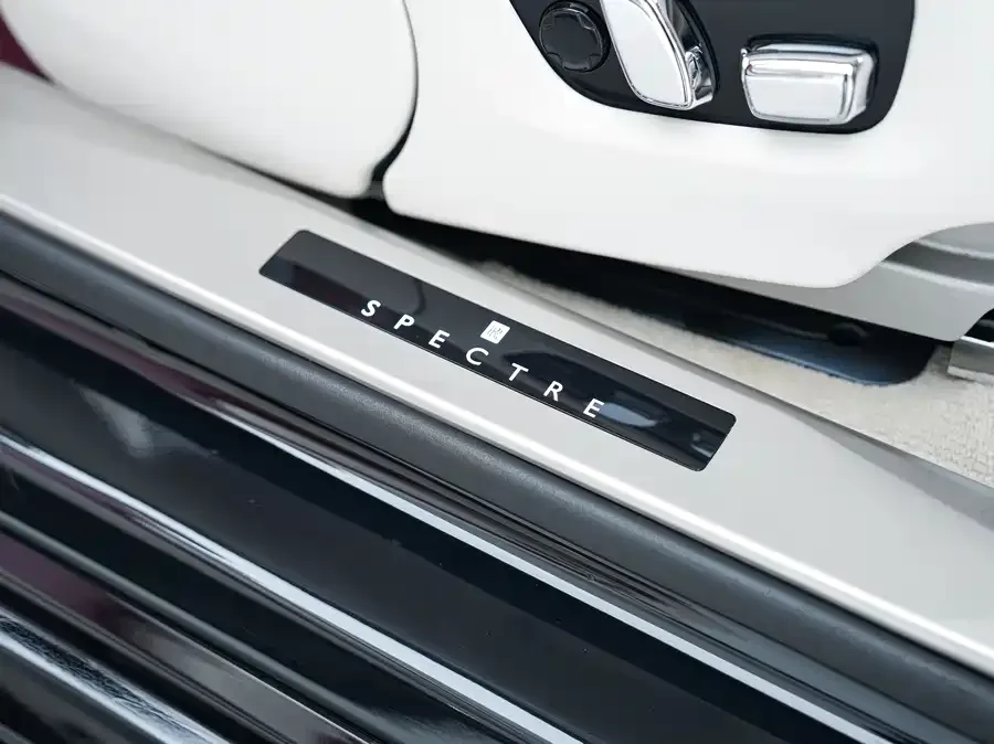 Rolls-Royce Shining Shining 2024 Standard Model 2024 — миниатюра 5